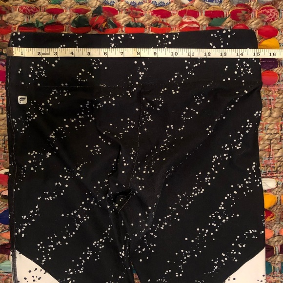 Mid-rise Mesh Fabletics Leggings - Picture 7 of 7